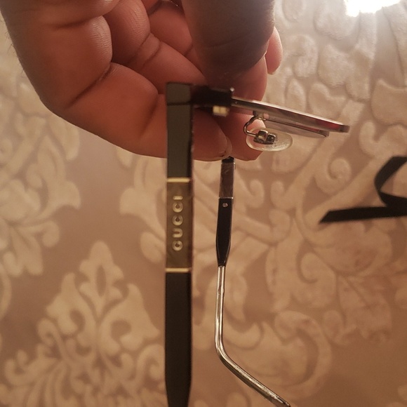 Gucci sunglasses 100% authentic - Picture 3 of 5